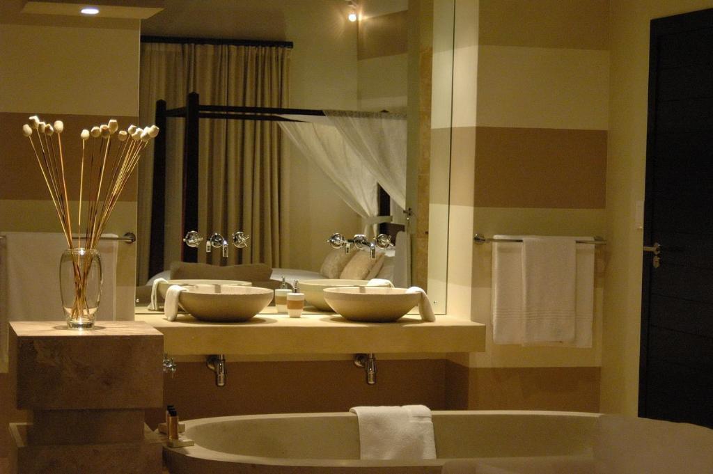 Lodge On The Lake And Wellness Spa Wilderness Bilik gambar