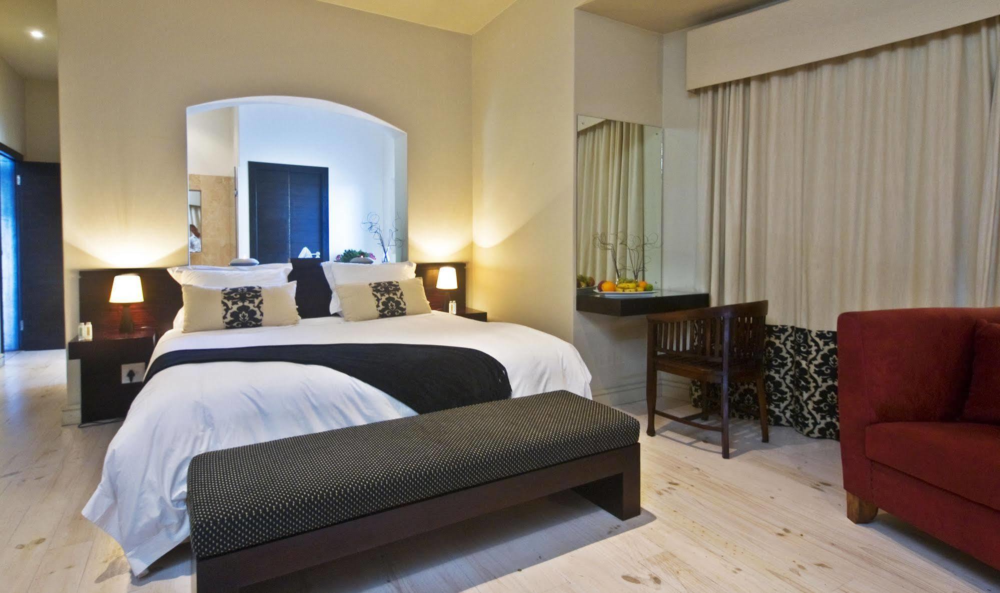Lodge On The Lake And Wellness Spa Wilderness Luaran gambar